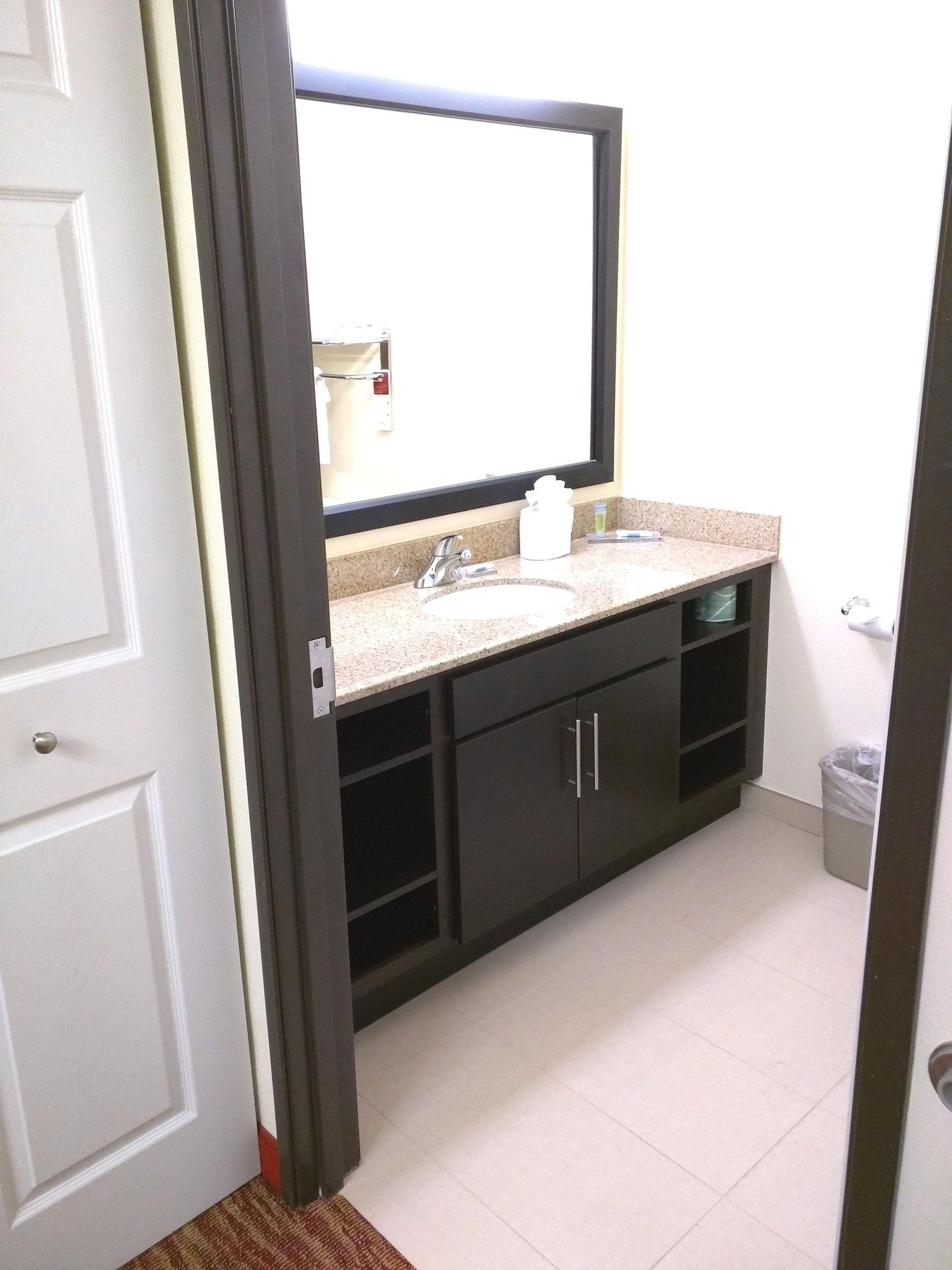 Hawthorn Suites Irving Dfw South Exteriör bild