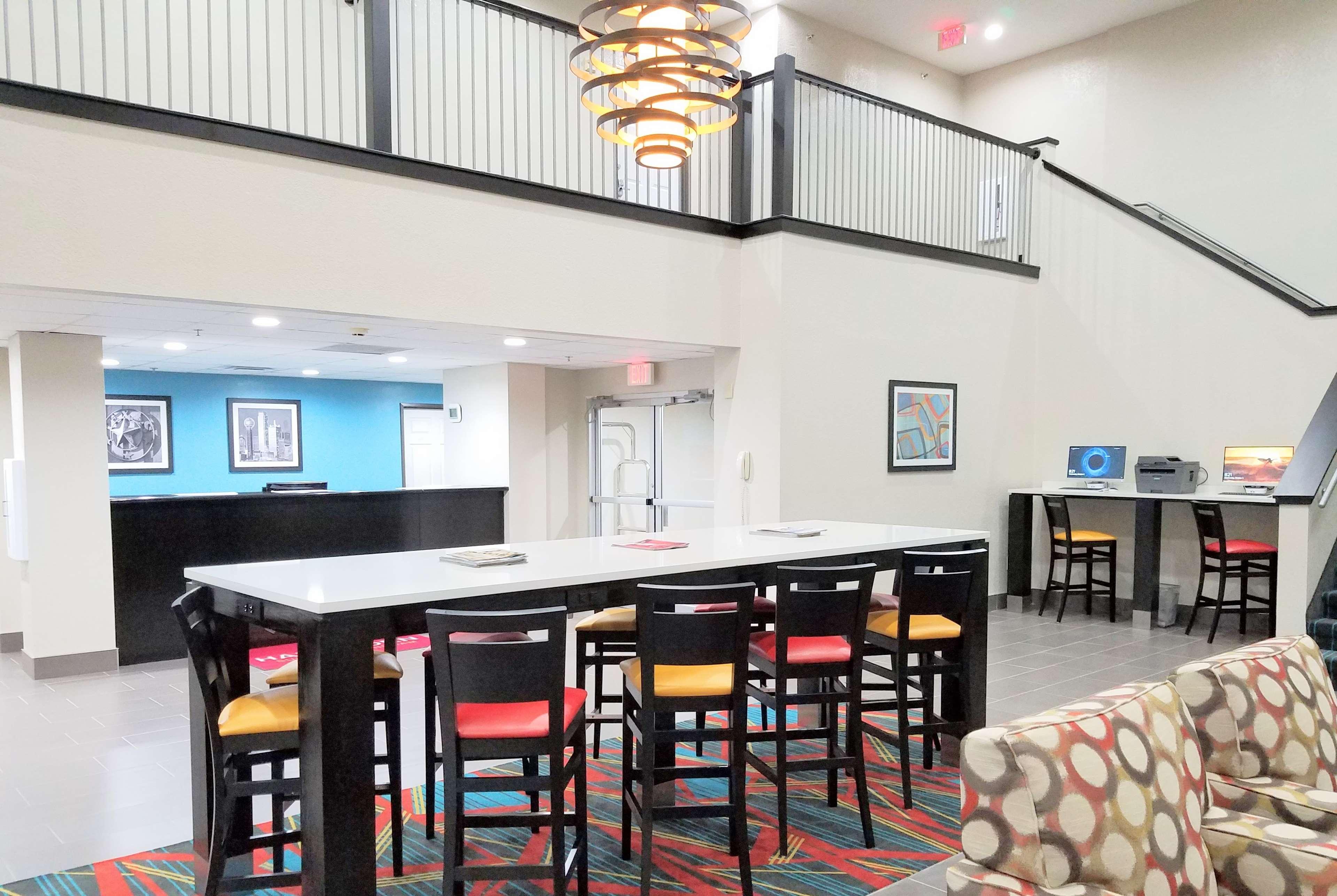 Hawthorn Suites Irving Dfw South Exteriör bild